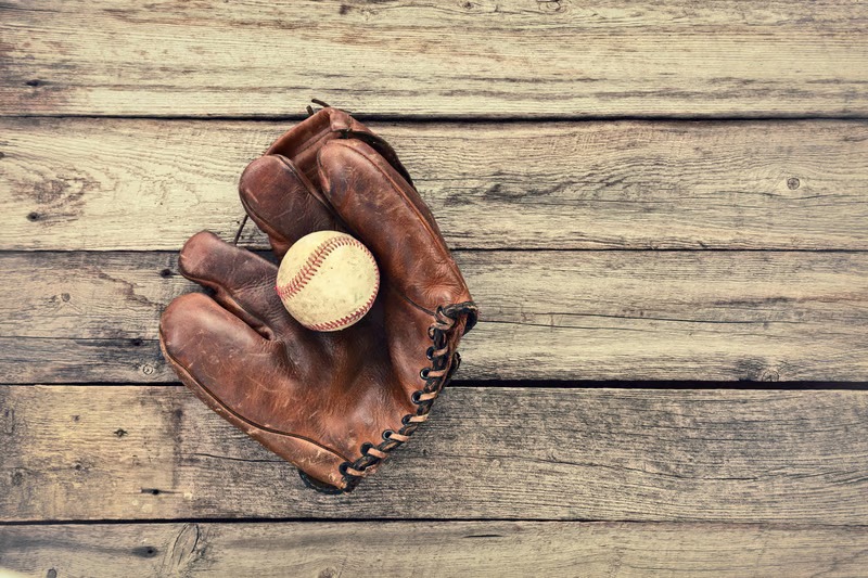 sports memorabilia value